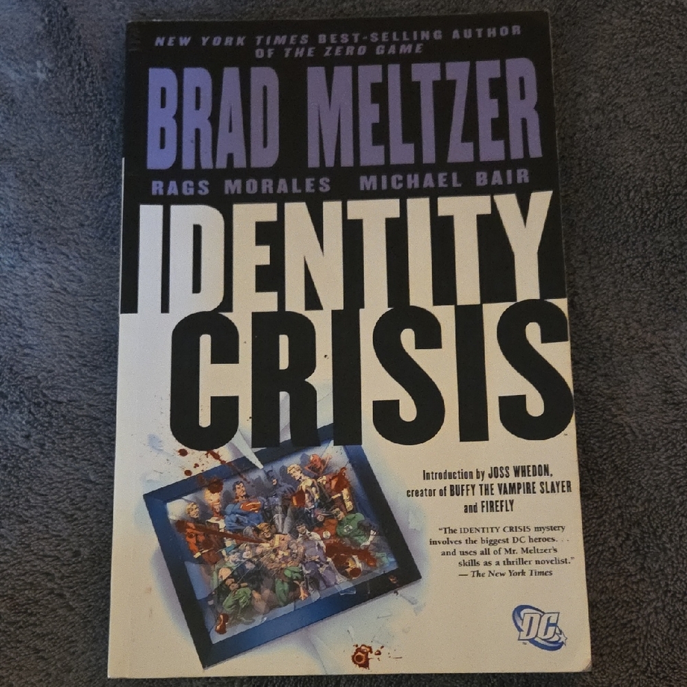 DC Comics Identity Crisis Graphic Novel